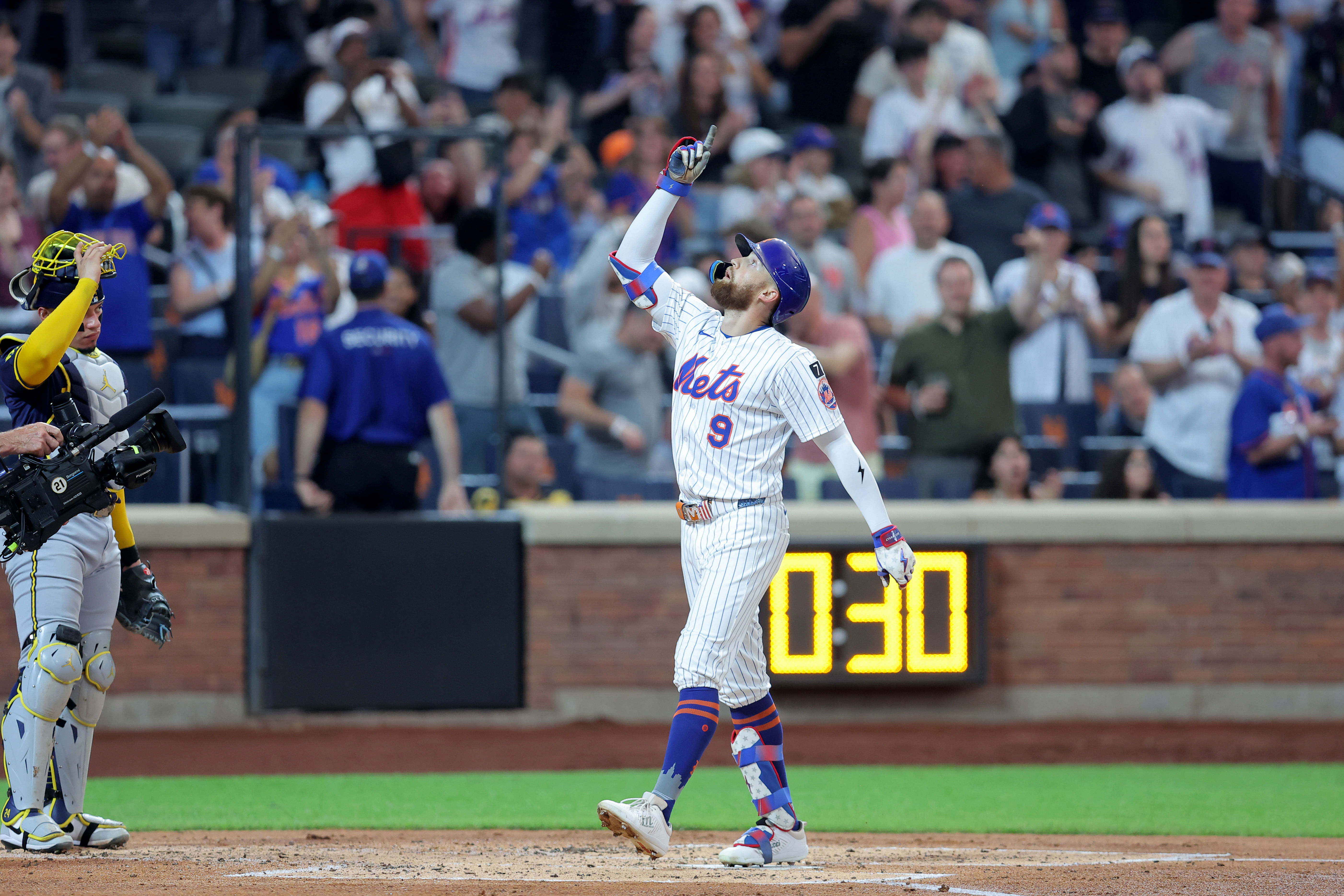 Brandon Nimmo could light up the scoreboard with a bomb tonight (Credits: IMAGN)